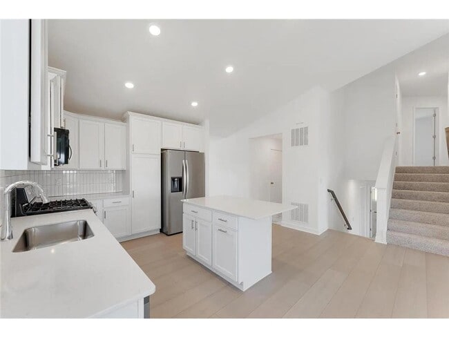 Photo - 2339 Jandell Ave NE