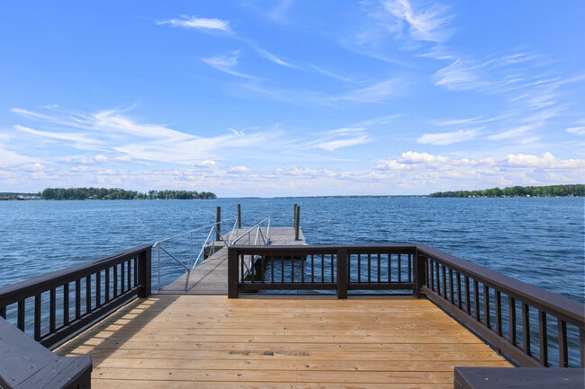 Acceso privado al lago - 112 Plymouth Pass Dr