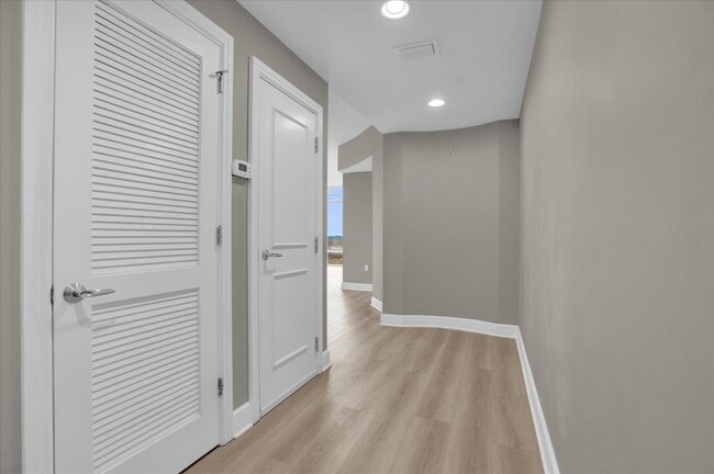 Photo - 101 S Eola Dr