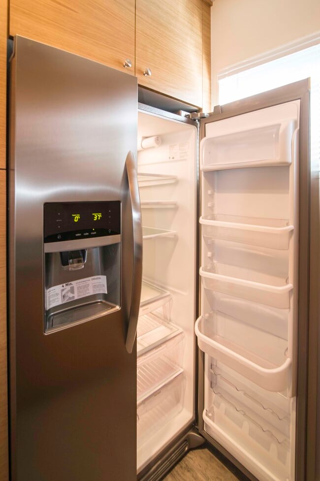 Photo - 3519 Clarington Ave