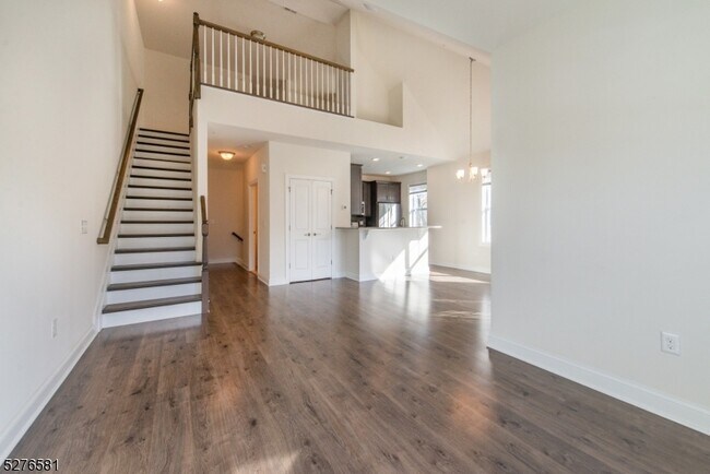 Photo - 108 Autumn Ct