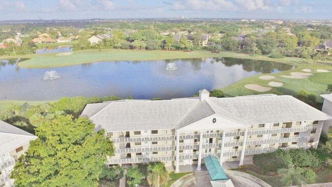 Photo - 3521 Village Blvd Unidad 103 Rental