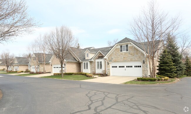 Photo - Hunter's Grove