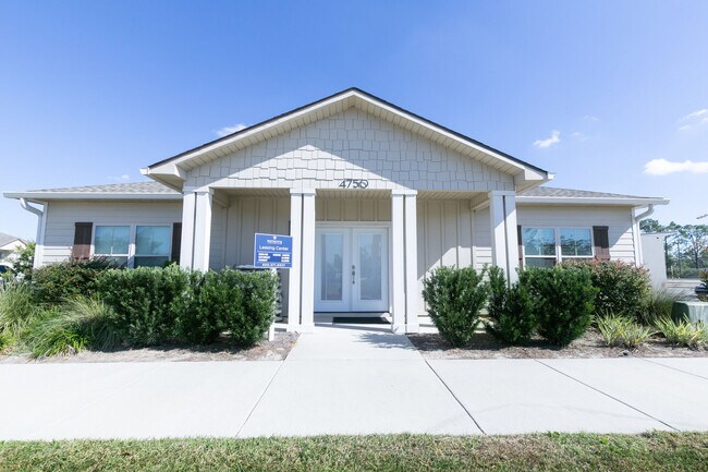 Photo - Patriots Place