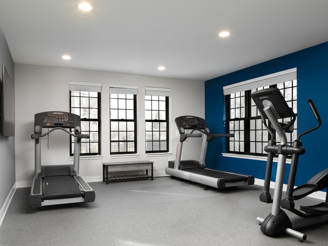 Arrabelle Apartments 24-Hour Fitness Center