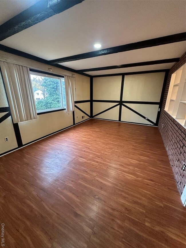 Photo - 69 Gerow Ave