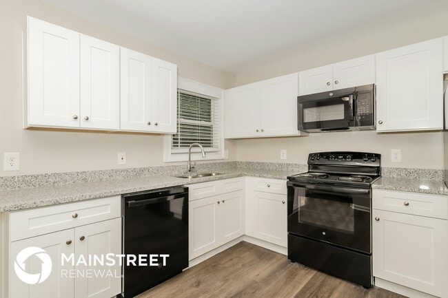 Photo - 66 Seminole Rd NE