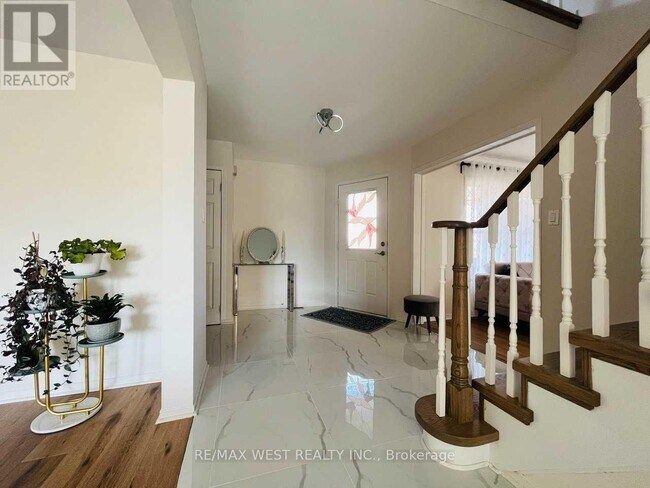 Photo - 106 O'Connor Crescent