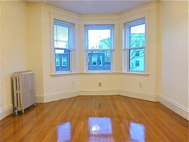 Photo - 24 Queensberry St Unit B