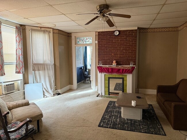 Photo - 423 N Front St Unit Apt 1