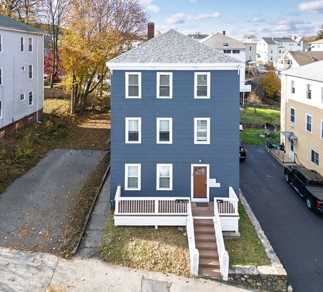 Building Photo - 75 Gage St Unit 3