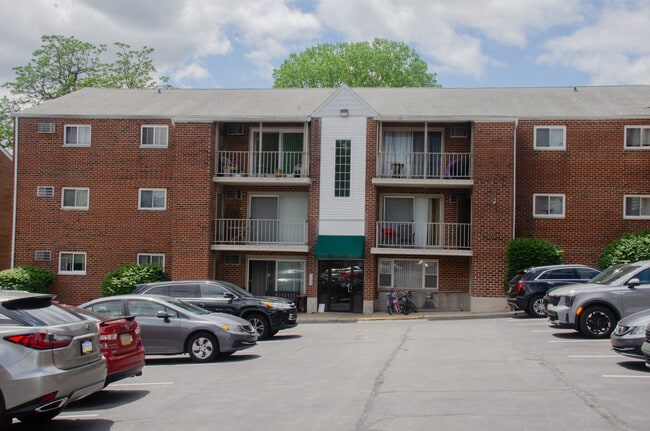 Waverly Apartments
