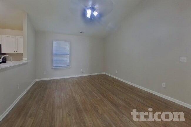 Photo - 1347 Braveheart Ln