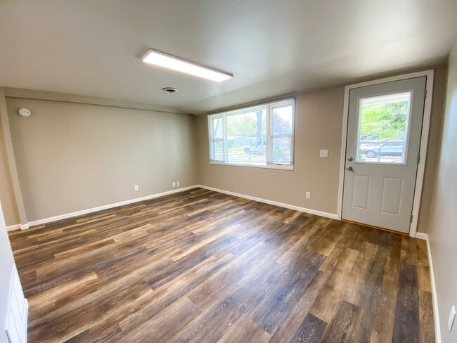 Photo - 1721 Baird St