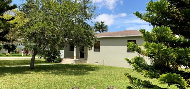 Photo - 2801 SW 81st Ave