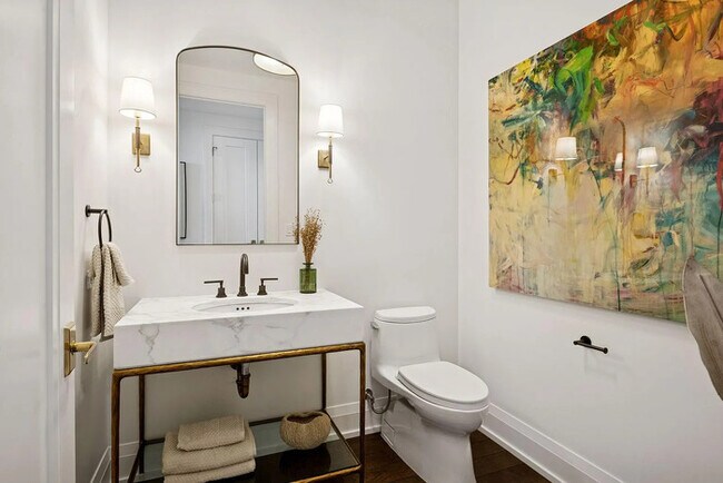 Photo - 1111 W River Pkwy Unit 1111