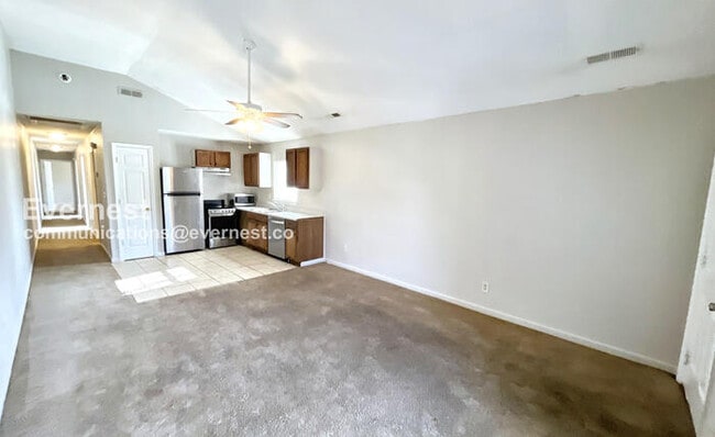 Photo - 2614 N Orchard Knob Ave