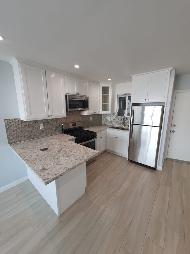 Photo - 4660 Kester Ave Unidad 130