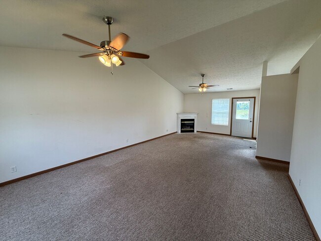 2 bedroom and 2 bathroom property located in West Lafayette!