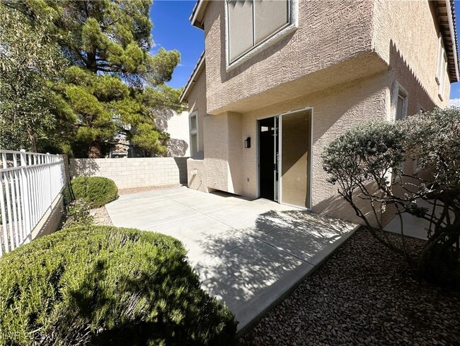 Photo - 2183 Polynesia Cir