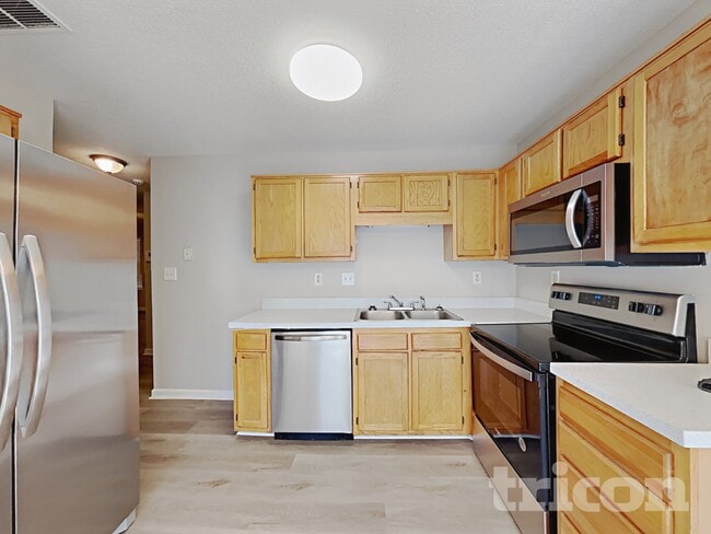 Photo - 5472 Brickleberry Way