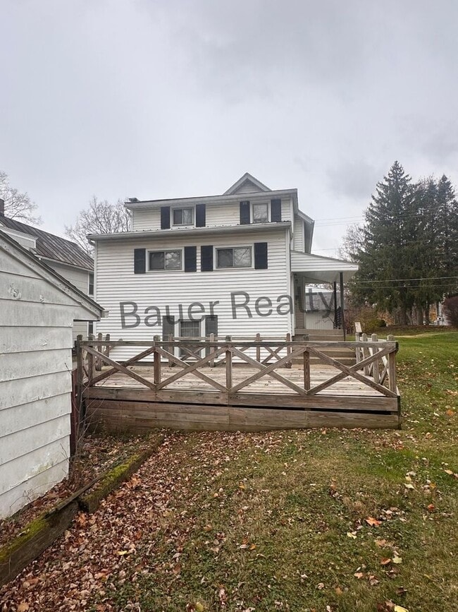 Photo - 3 -4 Bedroom Home Near Brookside Park