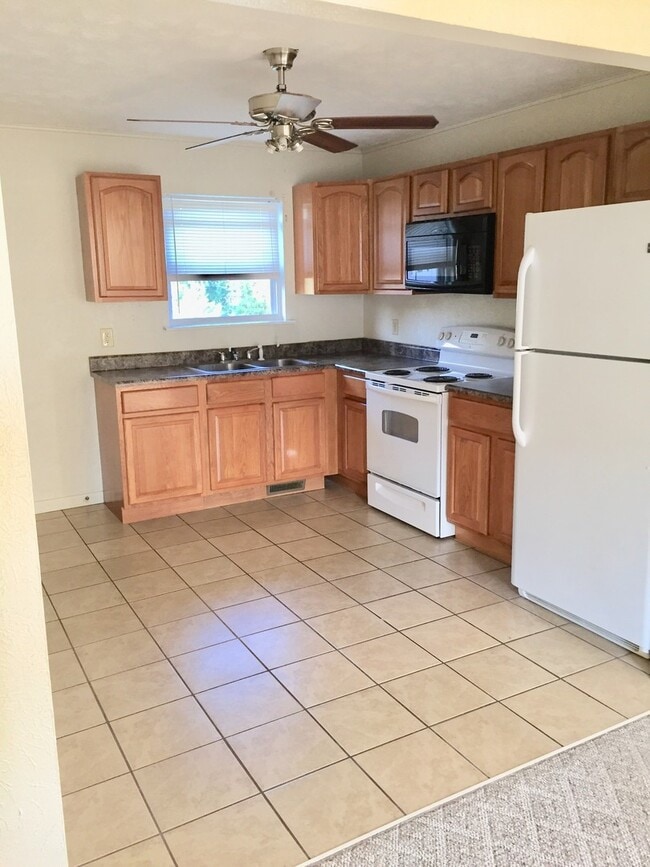 Photo - 1403/1405 Moyer Lane Unidad 1405 Moyer