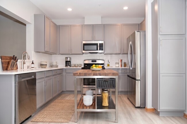 Photo - 3467 Ravinia Cir