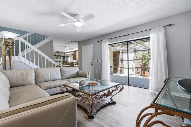 Photo - 605 6th Terrace