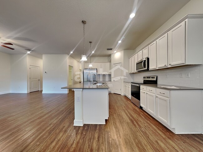 Photo - 1022 Walden Oaks Pl