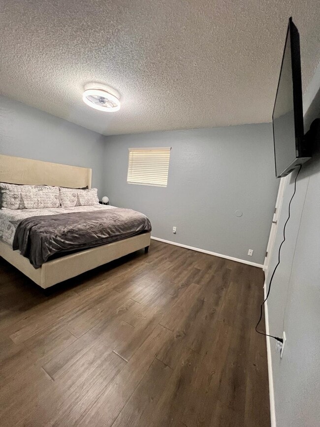 Photo - 4615 N 39th Ave