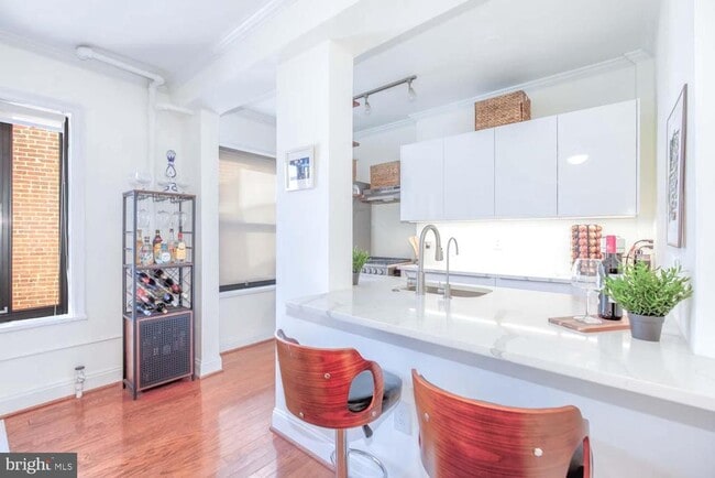 Photo - 2100 19th St NW Unit 701