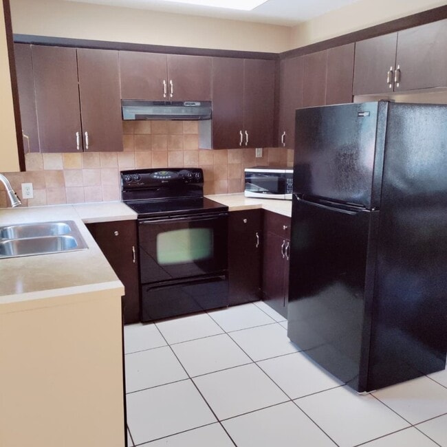 Photo - 2955 SW 38th Ave