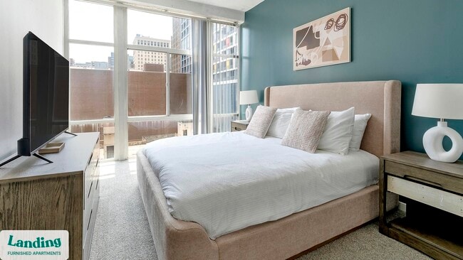 222 E Saratoga St Unit 605