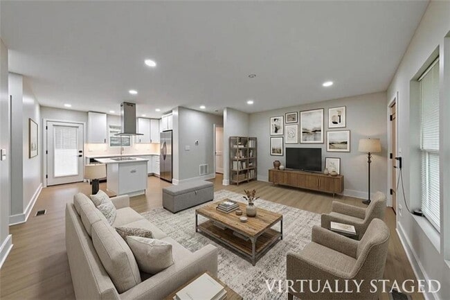 Photo - 1346 Wichita Dr SW