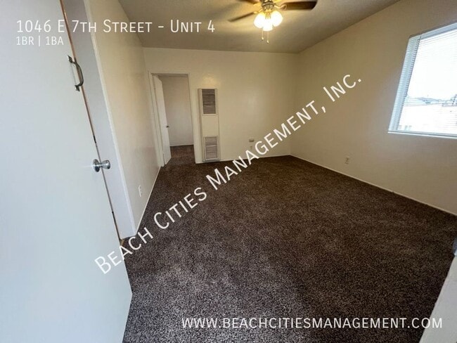 Photo - 1046 E 7th St Unit 4