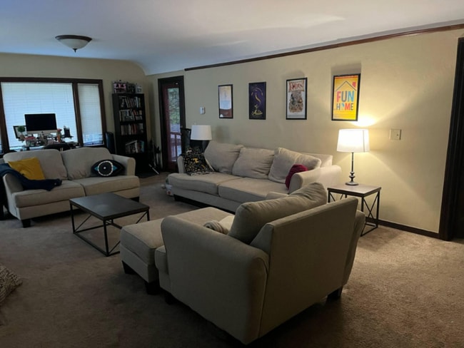 Photo - 12631 34th Ave S Apartamento Unidad B
