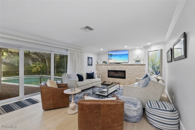 Photo - 635 Fountainhead Ln