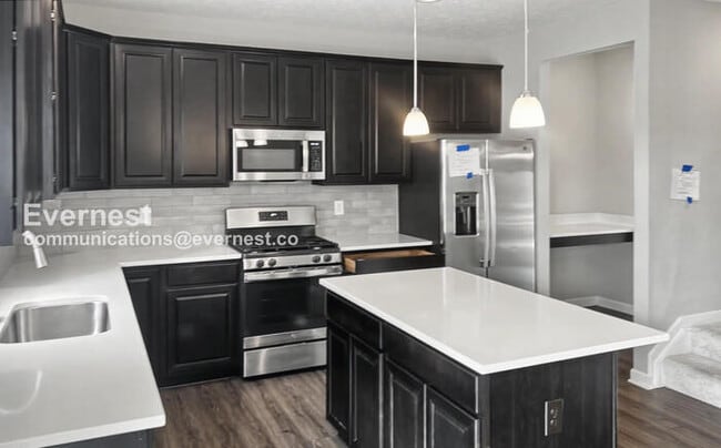 Photo - 6227 Kemp St