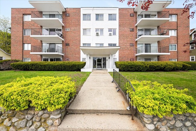 Photo - 260 Tremont St Unit 260 Tremont  3