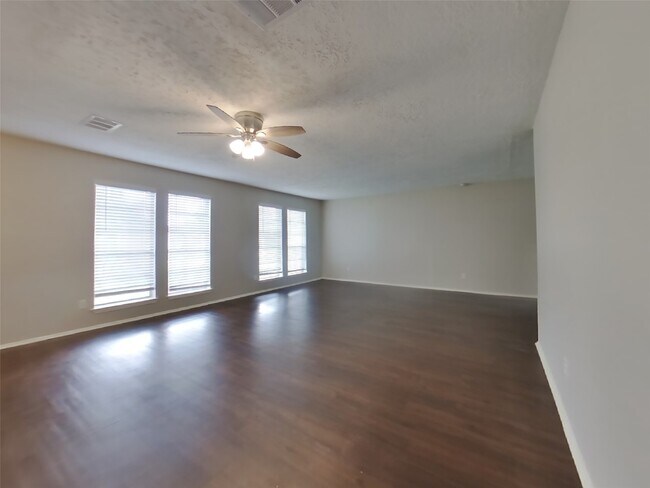 Photo - 11119 Daybreak Ln