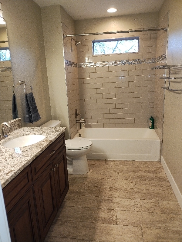 Photo - 208 Custer Ave