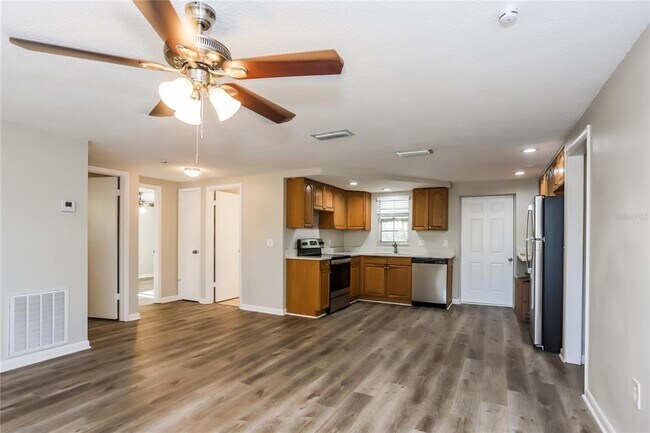 Photo - 2922 Java Plum Ave