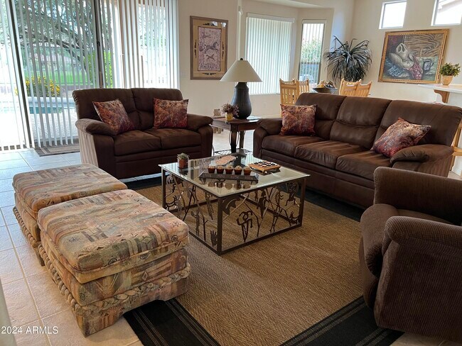 Photo - 9044 N Longfeather