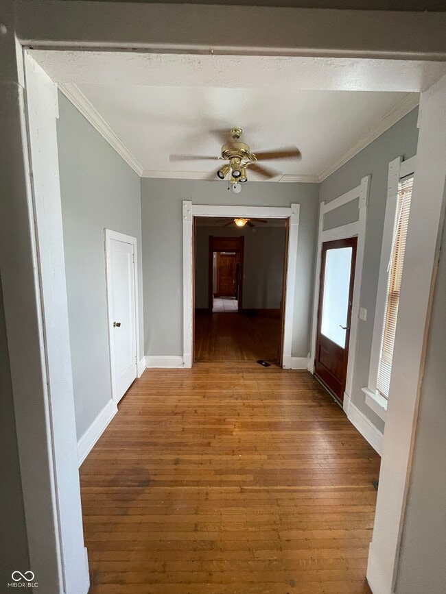 Photo - 412 E 16th St