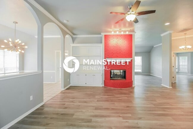 4 Bedroom Pet-Friendly Home in Oklahoma City, OK with Main Street Renewal