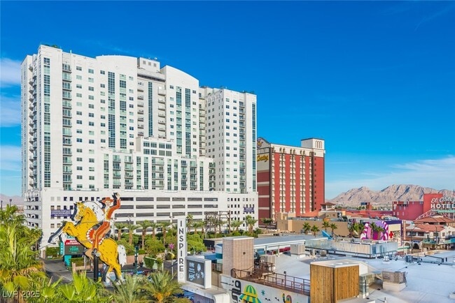 Photo - 150 S Las Vegas Blvd Unidad 1606 Rental