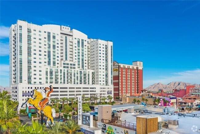 Building Photo - 150 S Las Vegas Blvd Unit 1606 Rental