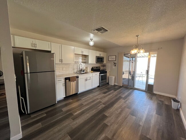Photo - STUNNING 4BD/2BA SINGLE STORY IN HENDERSON. NO HOA!!