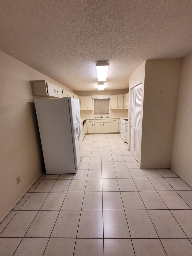 Photo - 8530 SW 90th St